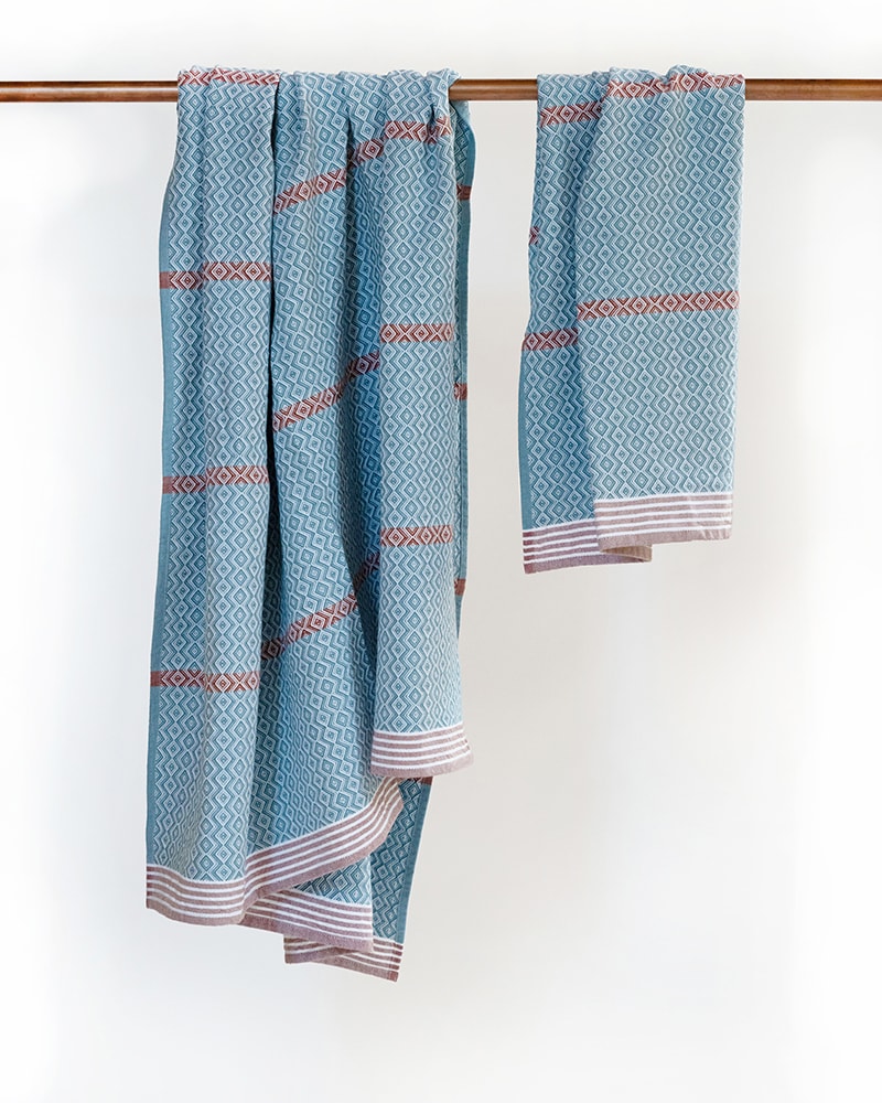 Mungo_Itawuli_Dusty_Teal_DSC05693