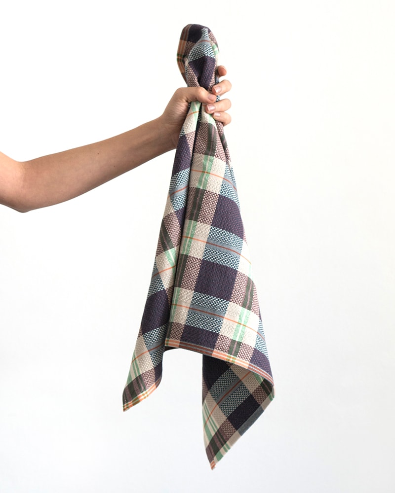 The Mungo Vadoek in the Mulberry colourway. It's also available in eight other colours.