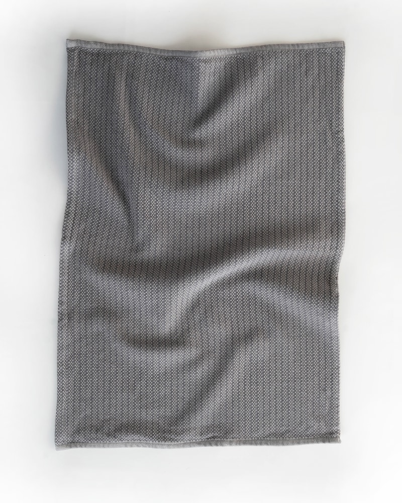 Mungo_Bathmat_Lightgrey_DSC07009