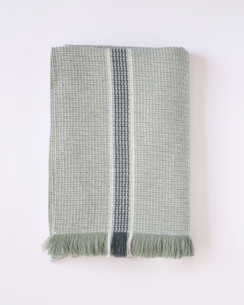Mungo Summer Towel in Atoll, woven from long-lasting & soft