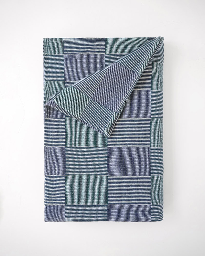 Mungo_Picnic_Blanket_Magpie_DSC09745