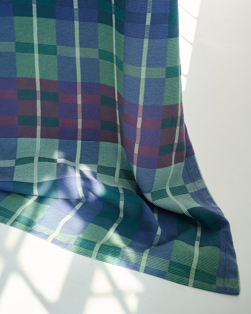 Mungo_Picnic_Blankets_Mirage_035